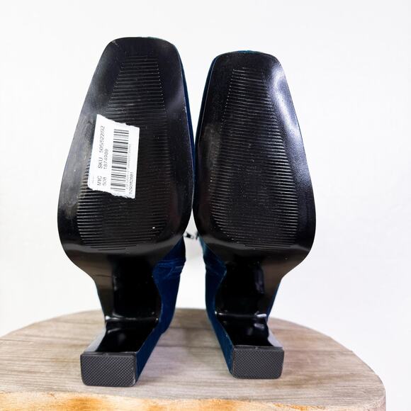 Steve Madden Whimsigoth Goth Velvet Vinka Square Toe Ankle Boots Blue sz 6.5 NEW - Picture 8 of 10